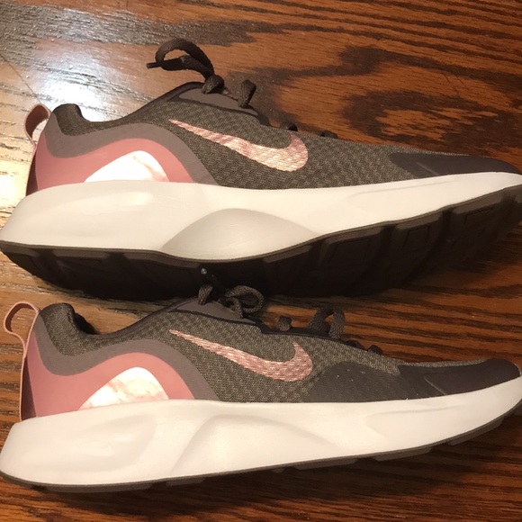 Nike Wear All Day Sneakers Size 7Y - Picture 7 of 16